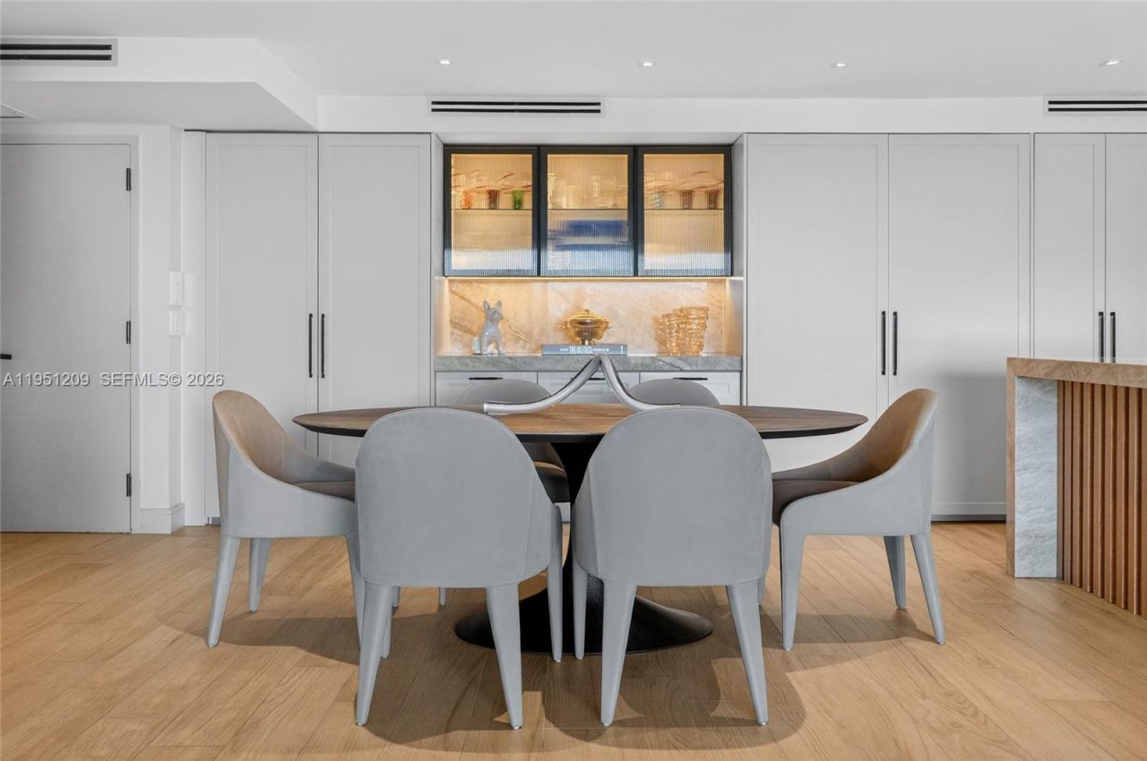 1 Grove Isle Dr, Unit A303, Miami, FL 33133 Photo