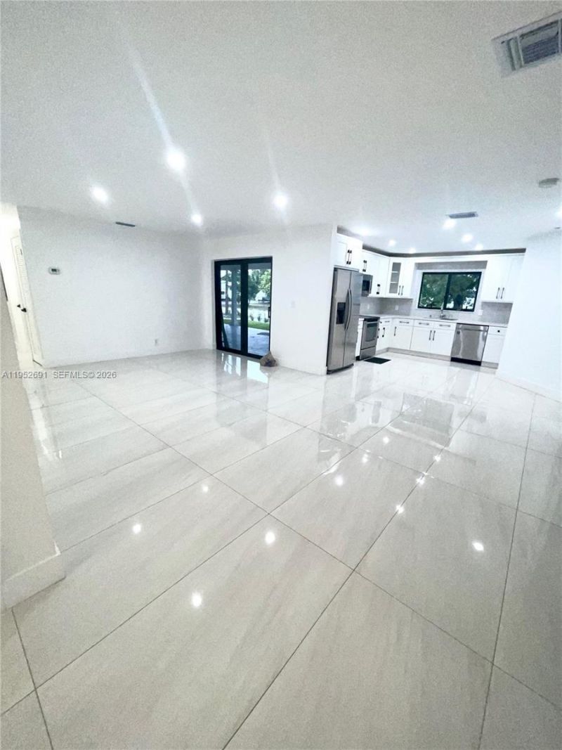 7590 Johnson St, Hollywood, FL 33024 Photo