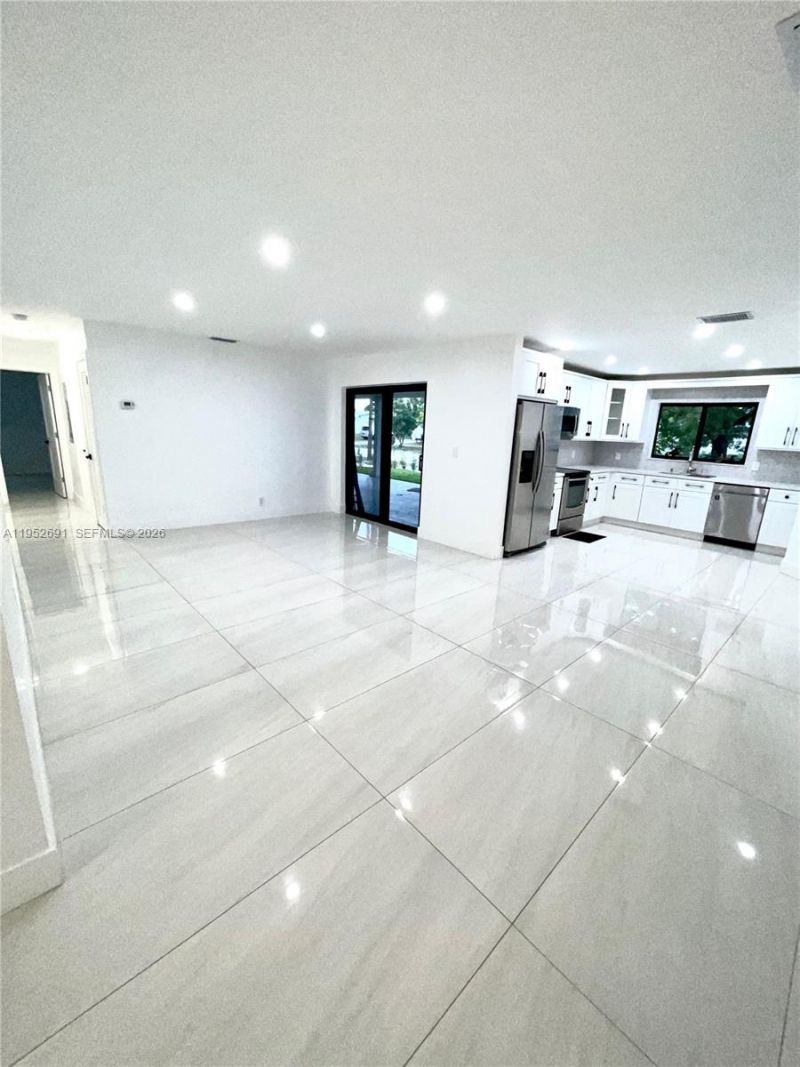 7590 Johnson St, Hollywood, FL 33024 Photo