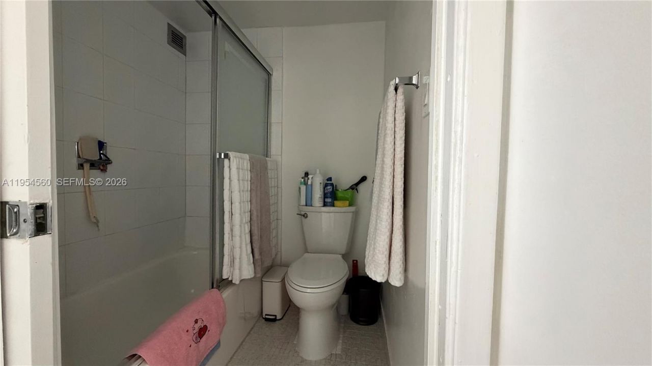 17011 N Bay Rd, Unit 912, Sunny Isles Beach, FL 33160 Photo