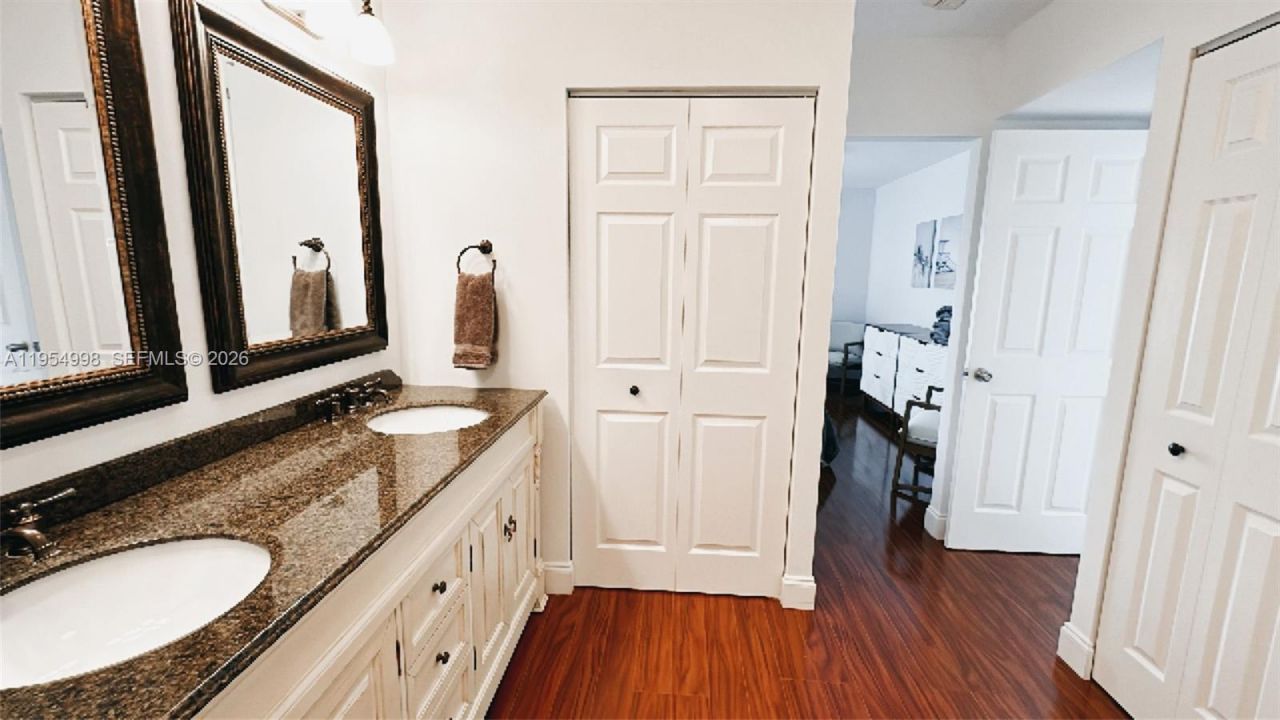 20355 NE 34th Ct, Unit 1727, Aventura, FL 33180 Photo