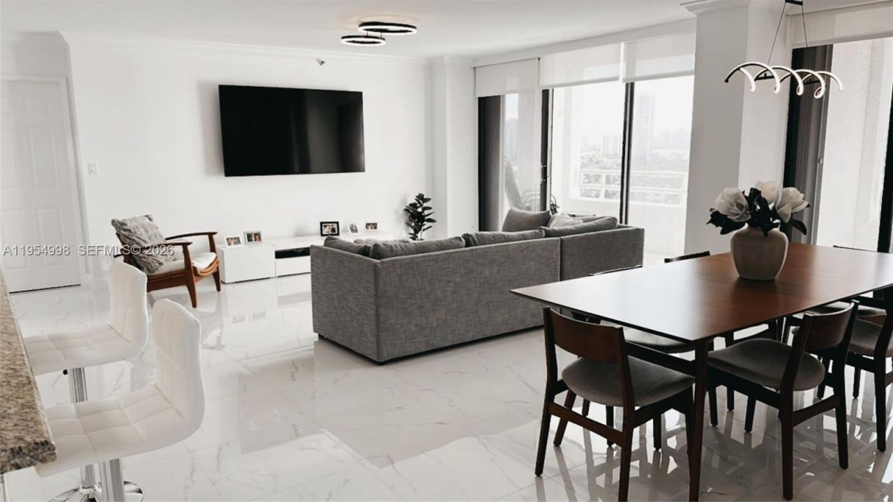 20355 NE 34th Ct, Unit 1727, Aventura, FL 33180 Photo