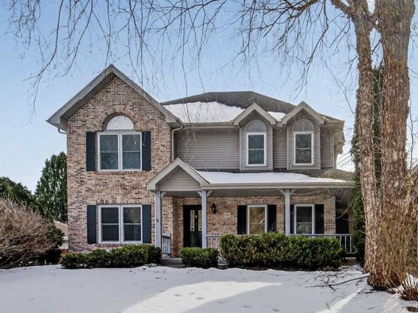 2892 Forest Down, Fitchburg, WI 53711