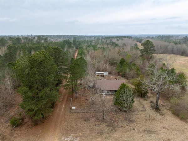 6052 Blocker Road, Marshall, TX 75672