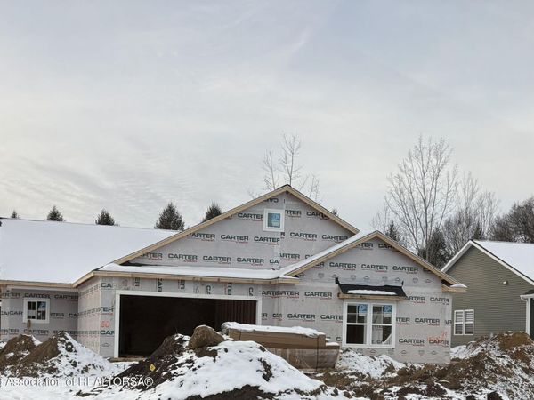 15270 Mulligan Drive, Bath, MI 48808