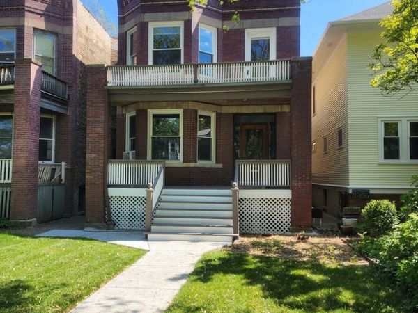 1823 W Greenleaf Avenue, Chicago, IL 60626