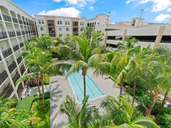 1660 Renaissance Commons Boulevard, Unit 2524, Boynton Beach, FL 33426