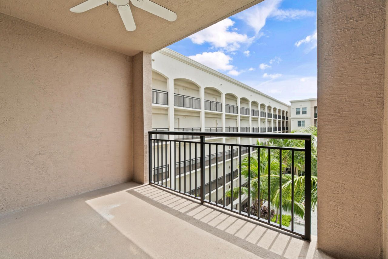 1660 Renaissance Commons Boulevard, Unit 2524, Boynton Beach, FL 33426 Photo