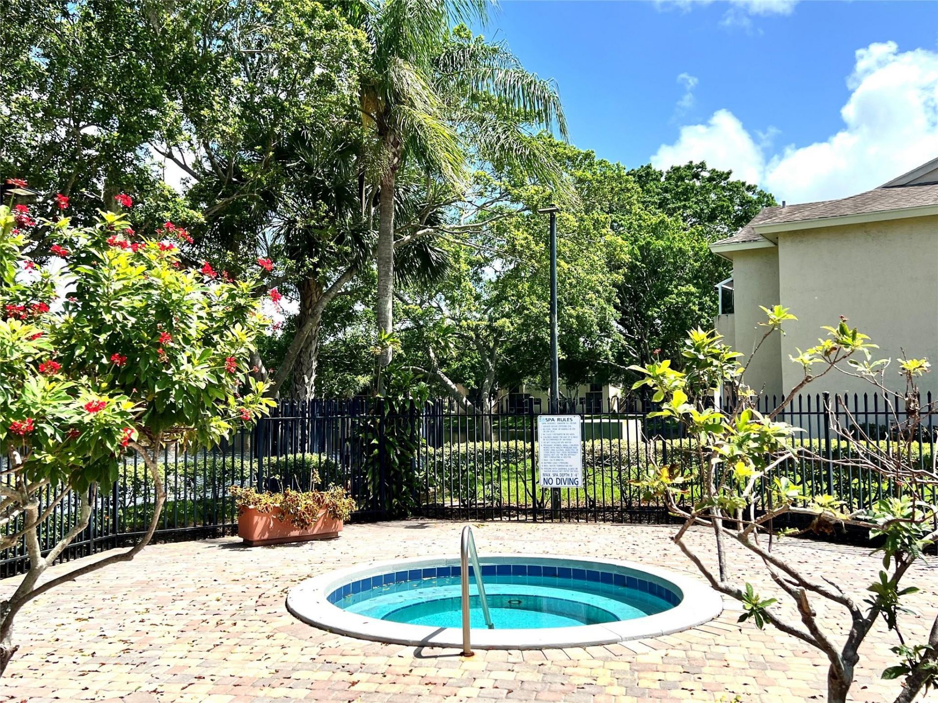 640 Cypress Club Way, Unit B12, Deerfield Beach, FL 33064 Photo