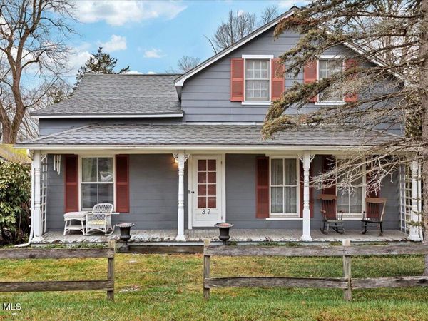 37 Route 9H, Hudson, NY 12534