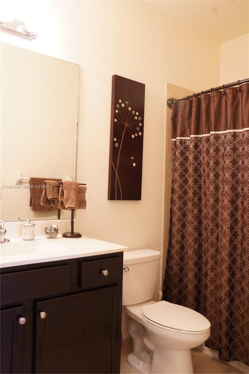 10306 W 33rd Ln, Hialeah, FL 33018 Photo