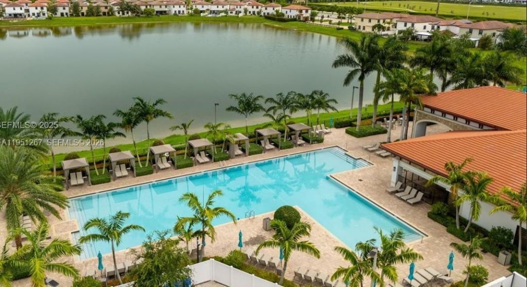 10306 W 33rd Ln, Hialeah, FL 33018 Photo