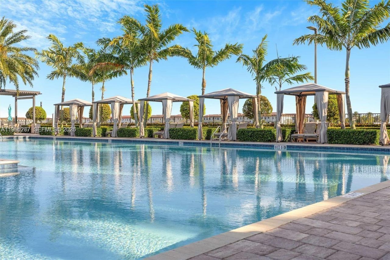 10306 W 33rd Ln, Hialeah, FL 33018 Photo