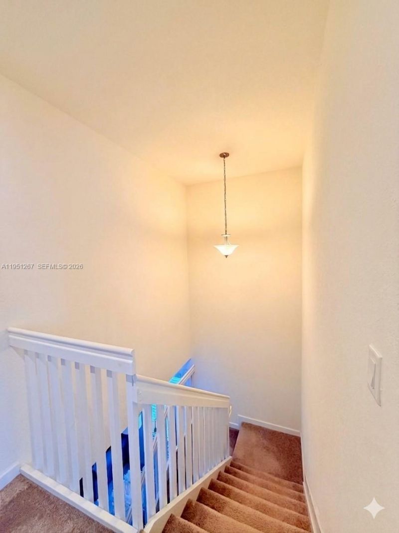 10306 W 33rd Ln, Hialeah, FL 33018 Photo