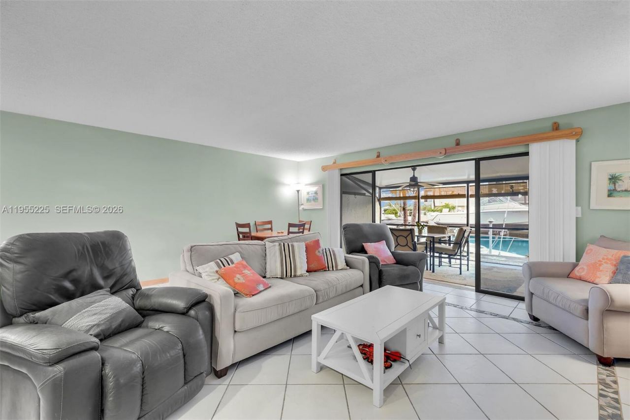 423 Sombrero Beach Rd, Unit 9, Marathon, FL 33050 Photo