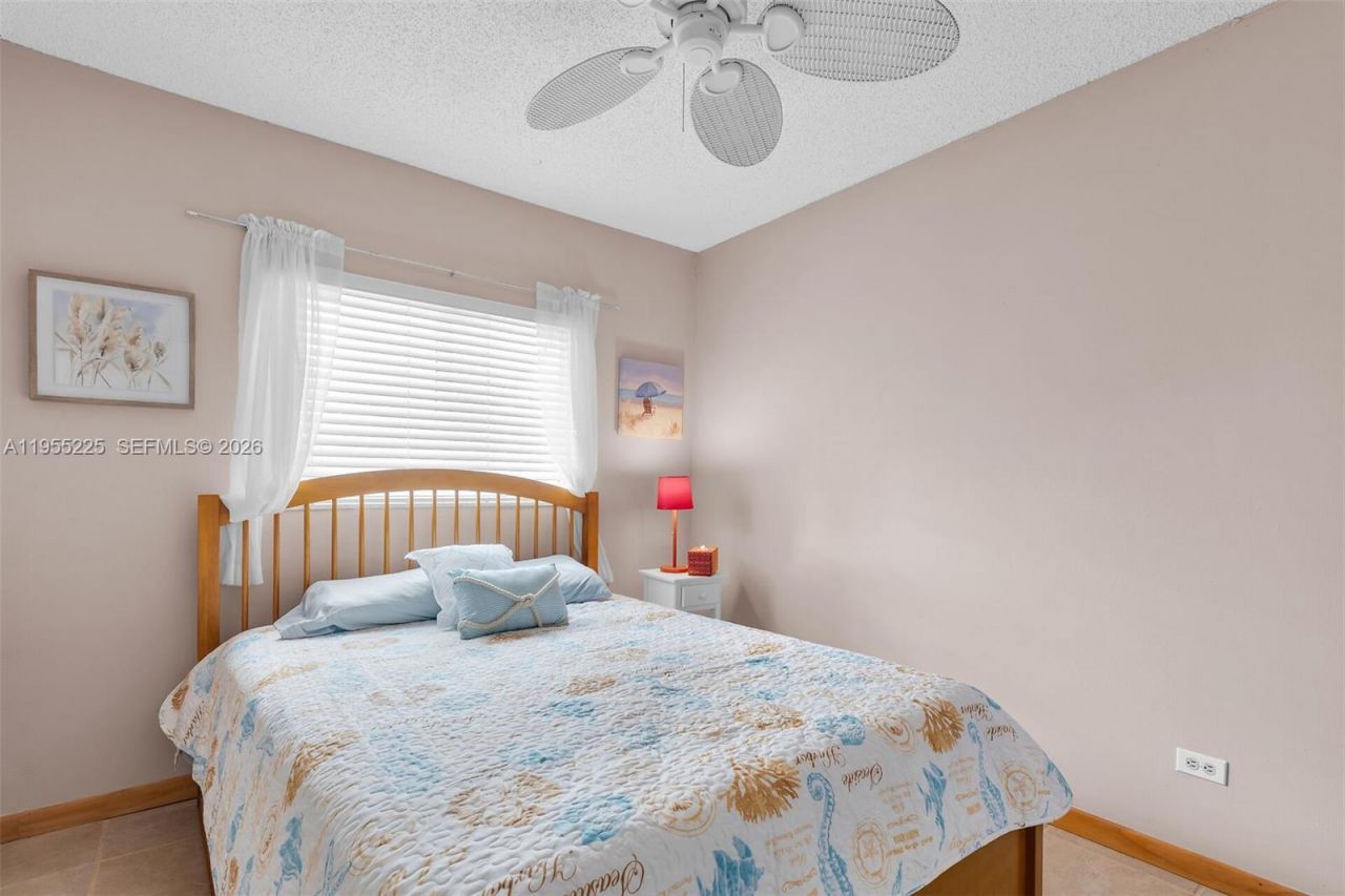 423 Sombrero Beach Rd, Unit 9, Marathon, FL 33050 Photo