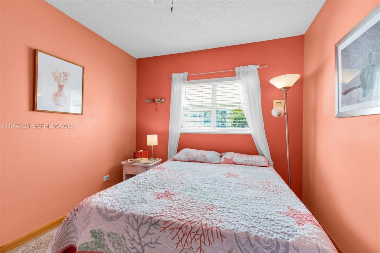 423 Sombrero Beach Rd, Unit 9, Marathon, FL 33050 Photo