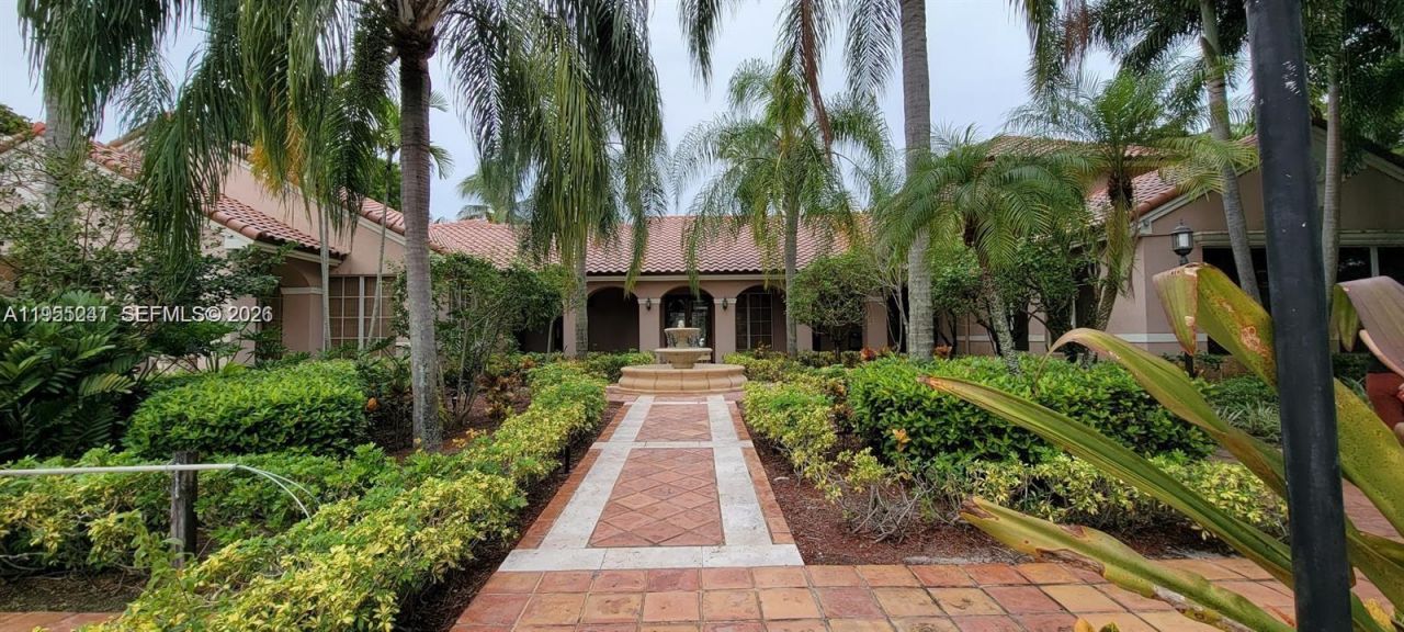 12124 Saint Andrews Pl, Unit 201, Miramar, FL 33025 Photo