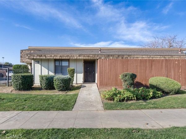 1221 N Peach Avenue, Unit 101, Fresno, CA 93727