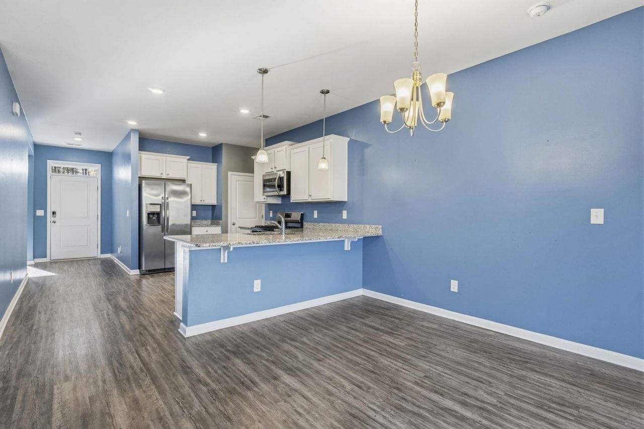 152 Legends Village Loop Photo 10