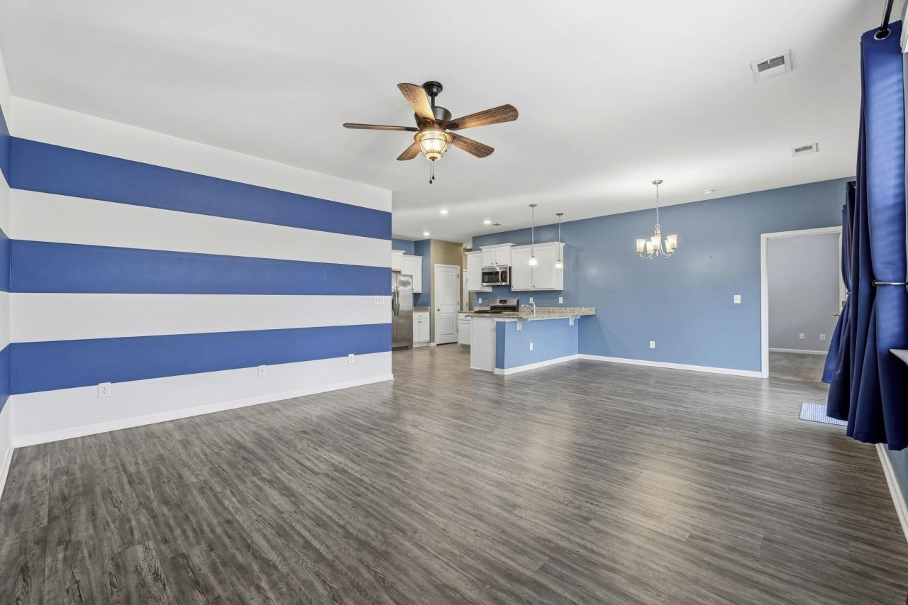 152 Legends Village Loop Photo 15