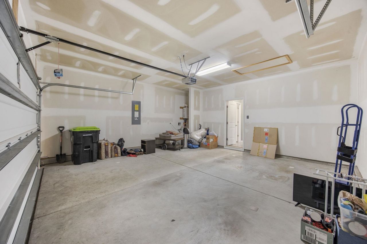 152 Legends Village Loop Photo 29