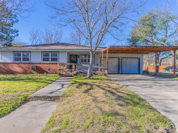 610 N Joyce Street, Lacy Lakeview, TX 76705