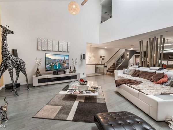 231 Dougram Avenue, Las Vegas, NV 89101