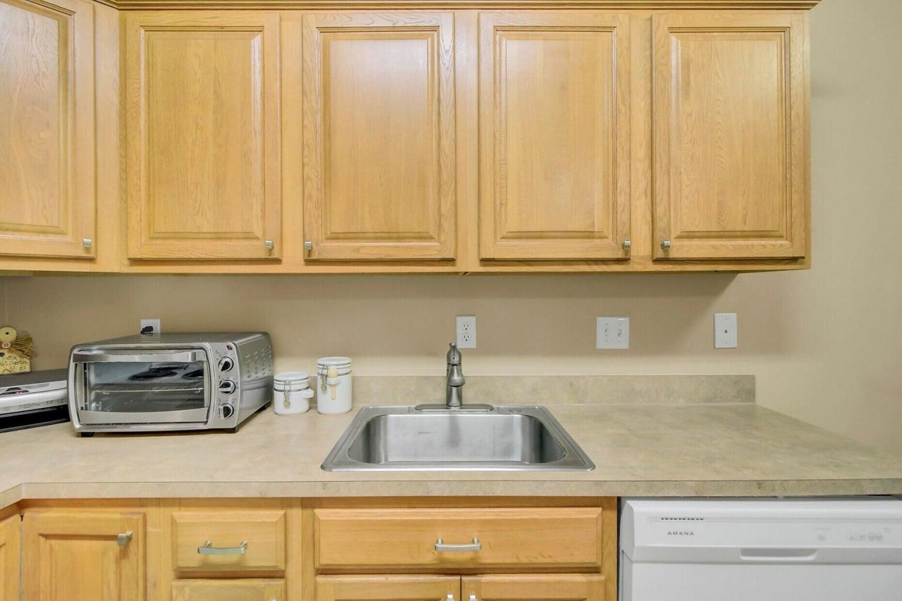 257 Grand Oaks Drive Photo 14