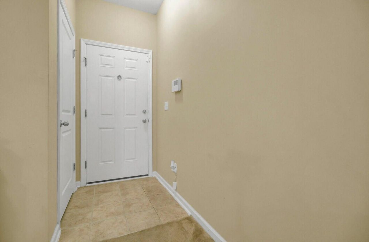 257 Grand Oaks Drive Photo 4