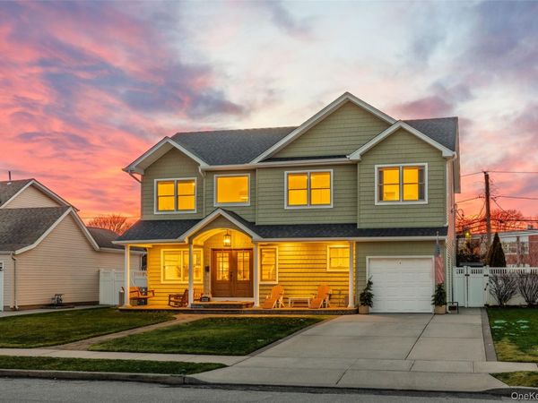 1732 Princeton Drive W, Wantagh, NY 11793