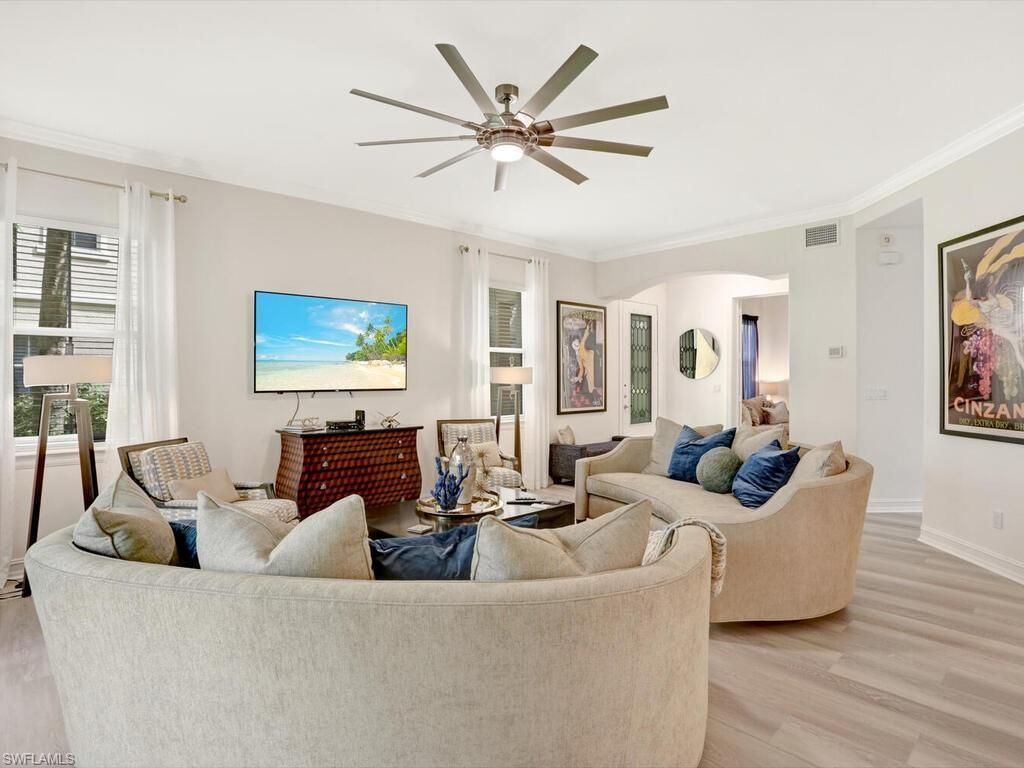2847 Tiburon Blvd E, Unit 8-101, Naples, FL 34109 Photo