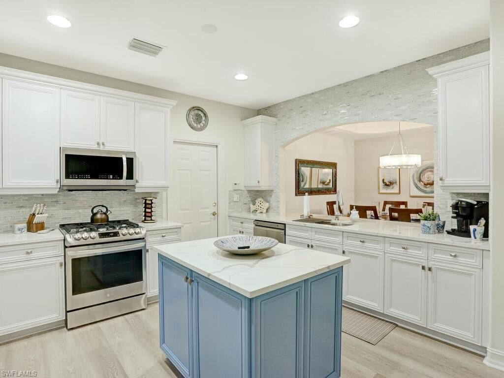 2847 Tiburon Blvd E, Unit 8-101, Naples, FL 34109 Photo
