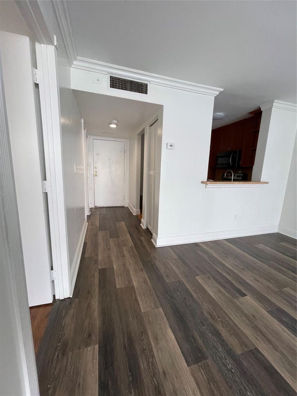 492 NW 165th Street Road, Miami, FL 33169 Photo