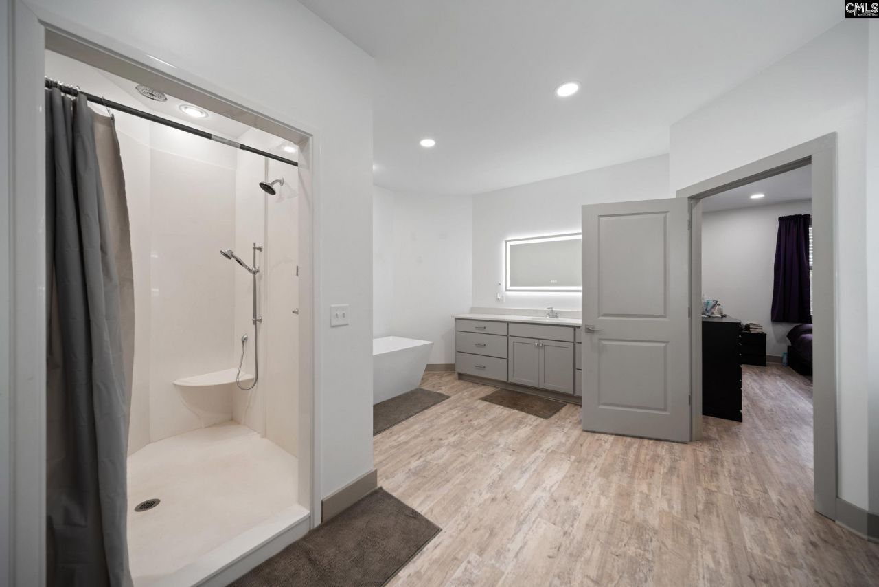 5065 Seymour Road  Photo 17