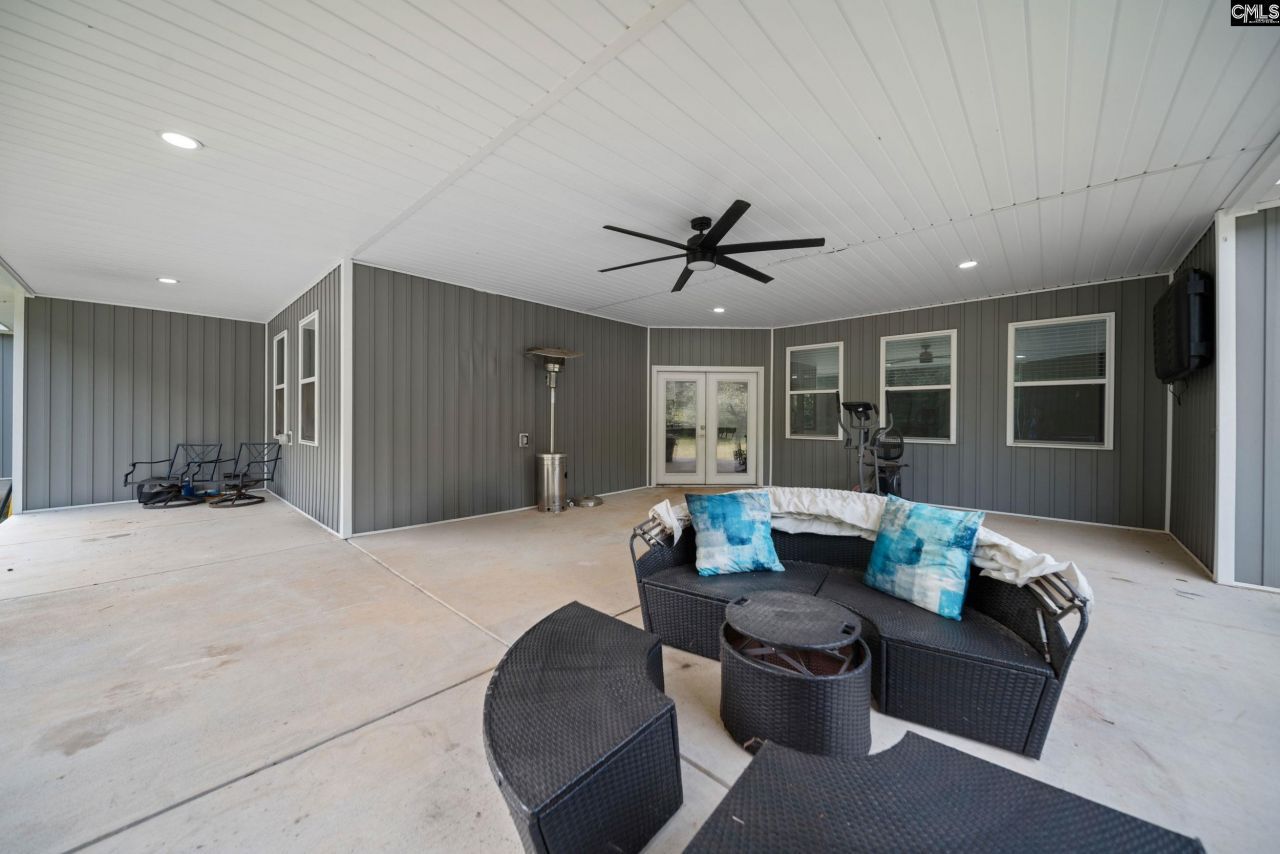 5065 Seymour Road  Photo 33