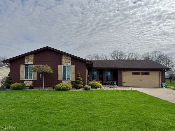 1327 Huntington Court, Boardman, OH 44512