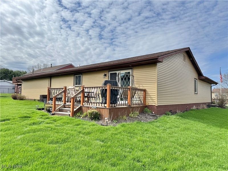 1327 Huntington Court, Boardman, OH 44512 Photo 2