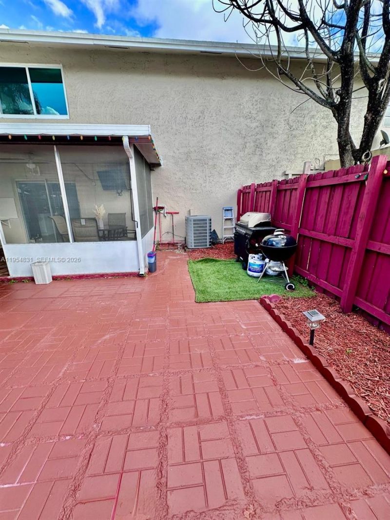 15645 SW 82nd Cir Ln, Unit 7-5, Miami, FL 33193 Photo