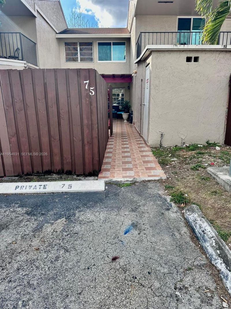 15645 SW 82nd Cir Ln, Unit 7-5, Miami, FL 33193 Photo