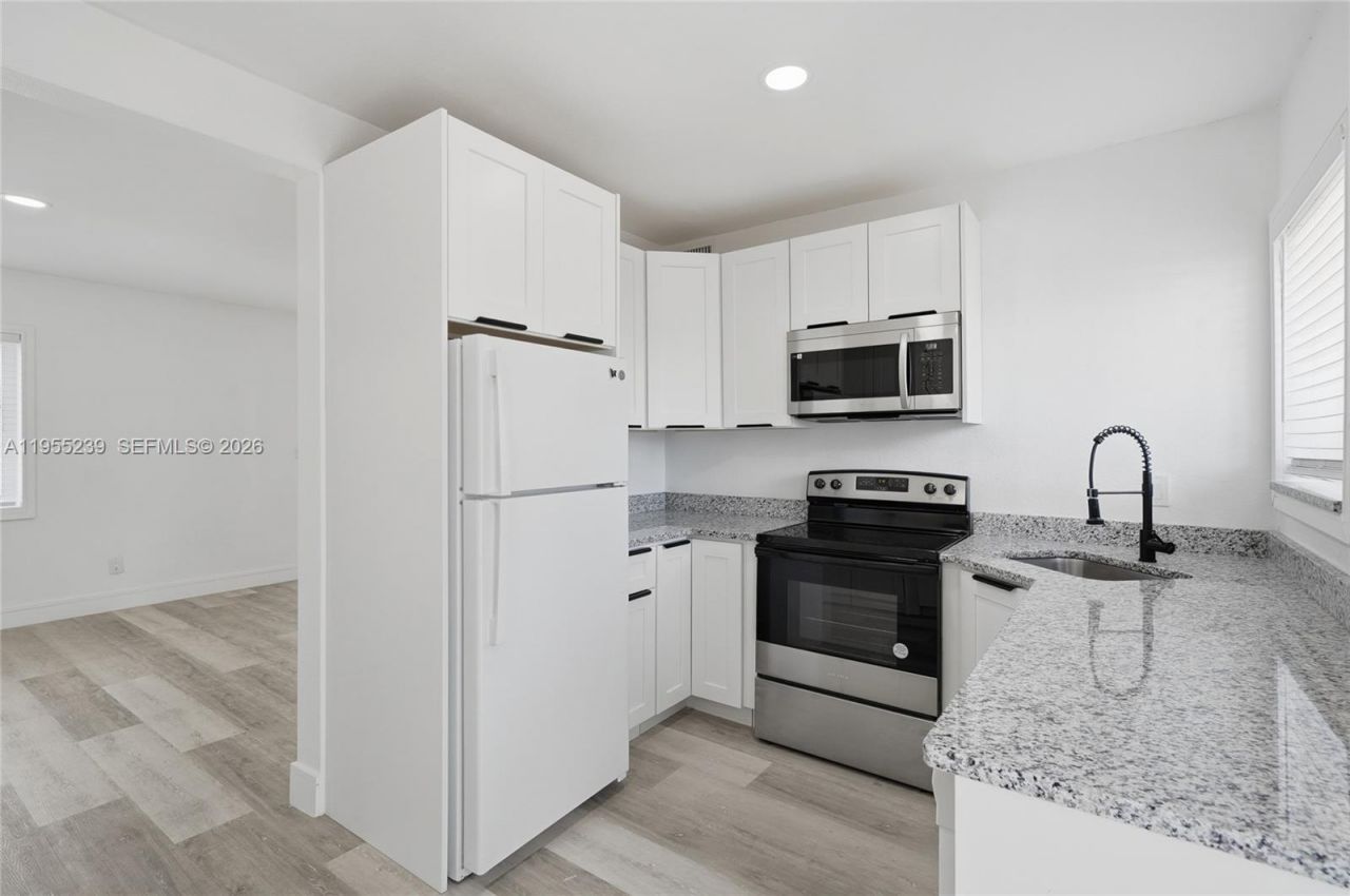 1308 NW 13th Ct , Fort Lauderdale, FL 33311 Photo