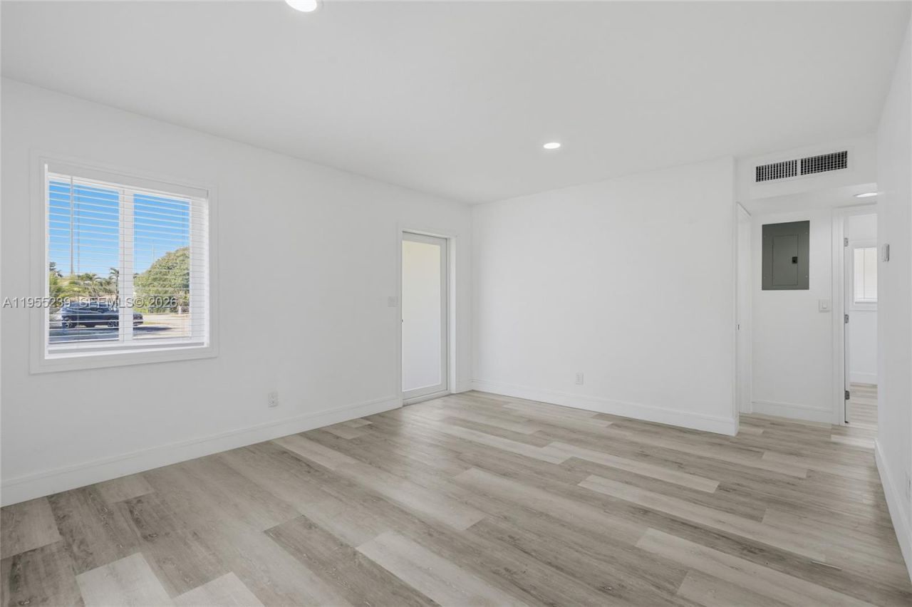 1308 NW 13th Ct , Fort Lauderdale, FL 33311 Photo