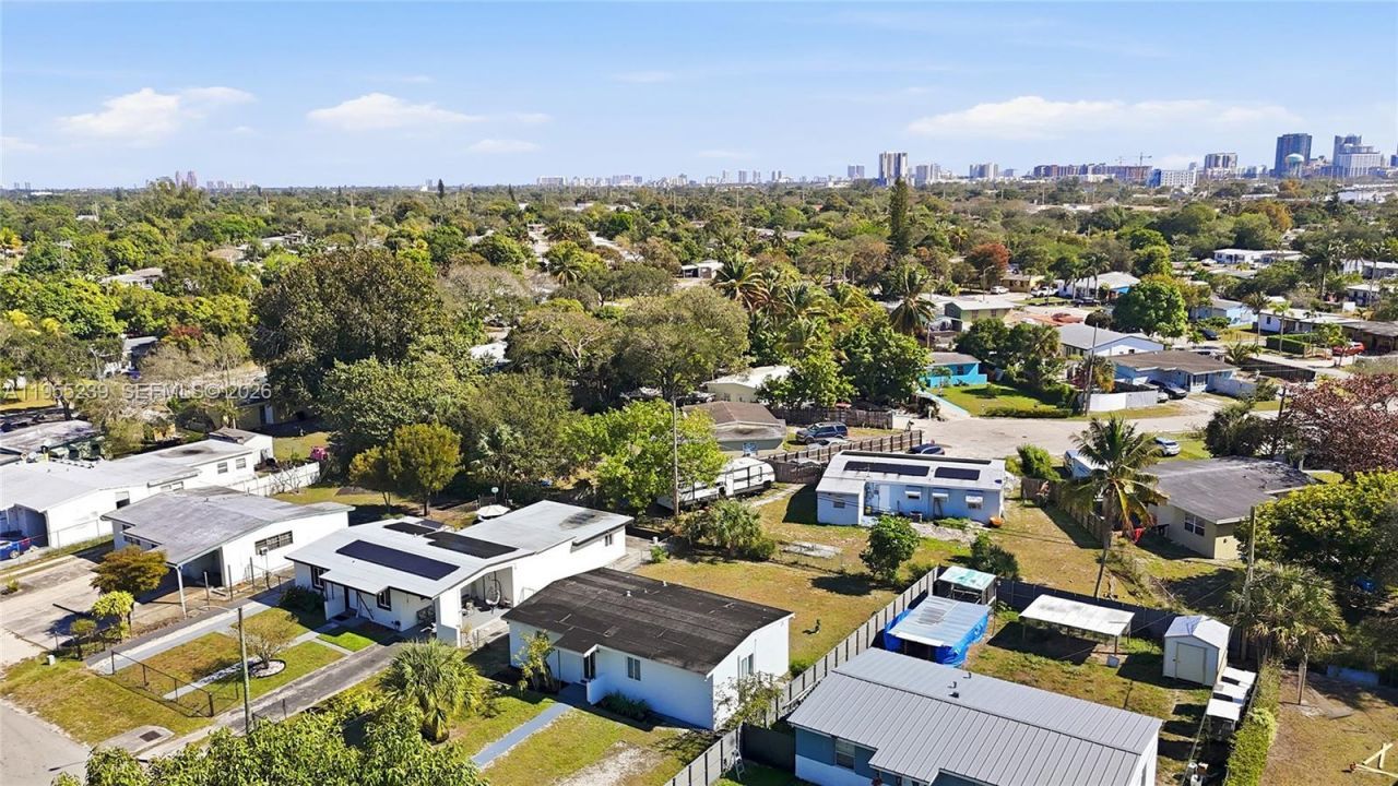 1308 NW 13th Ct , Fort Lauderdale, FL 33311 Photo