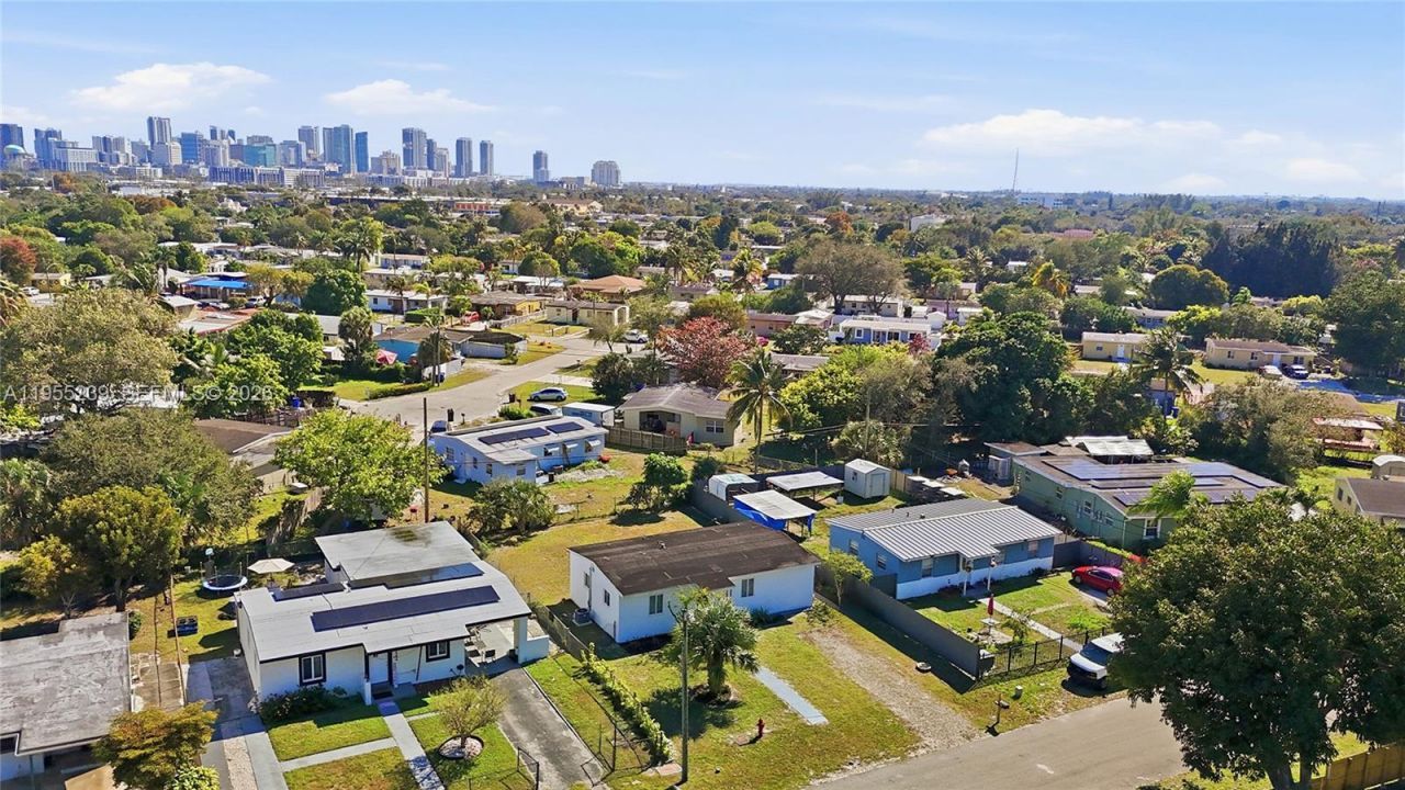 1308 NW 13th Ct , Fort Lauderdale, FL 33311 Photo