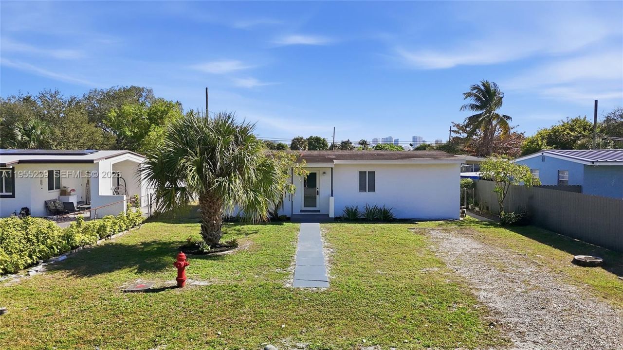 1308 NW 13th Ct , Fort Lauderdale, FL 33311 Photo