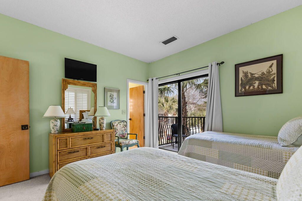 3020 Ocean Winds Drive Photo 16