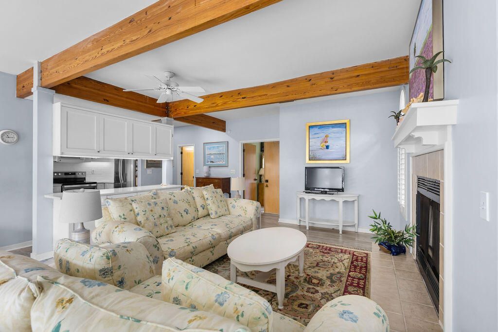 3020 Ocean Winds Drive Photo 5