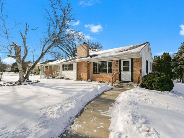 3553 Abbott Avenue N, Robbinsdale, MN 55422