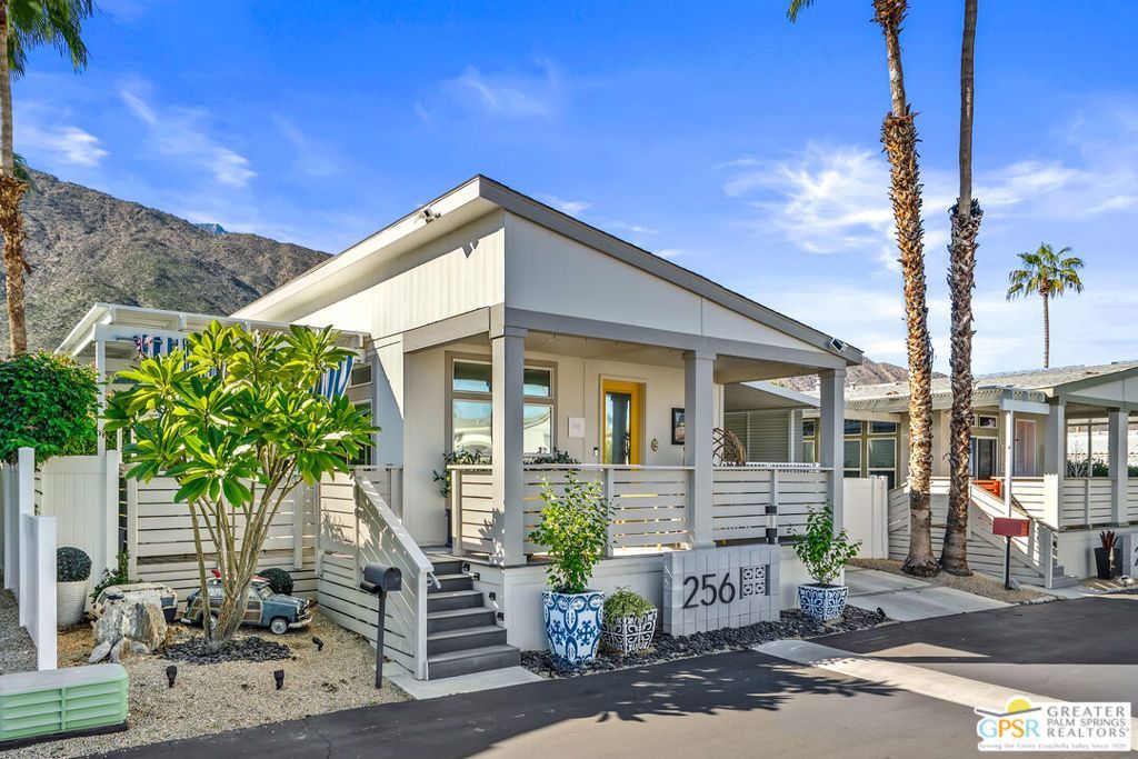 256 Lei Drive, Palm Springs, CA 92264 Main Photo