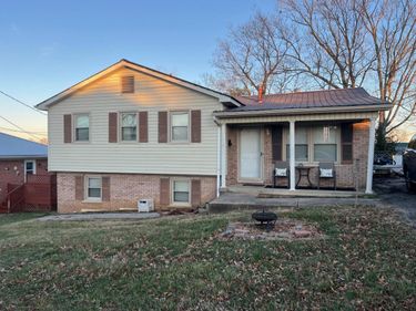 117 Castle Heights Drive, Harrodsburg, KY 40330